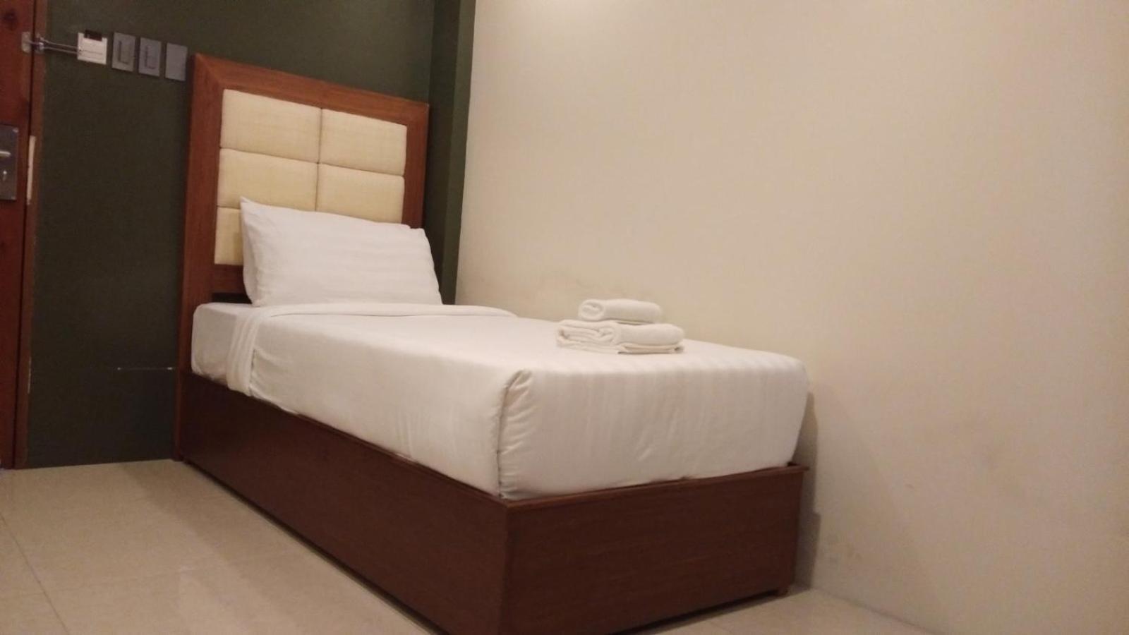Hotel Herencia 625 Daraga  Екстериор снимка